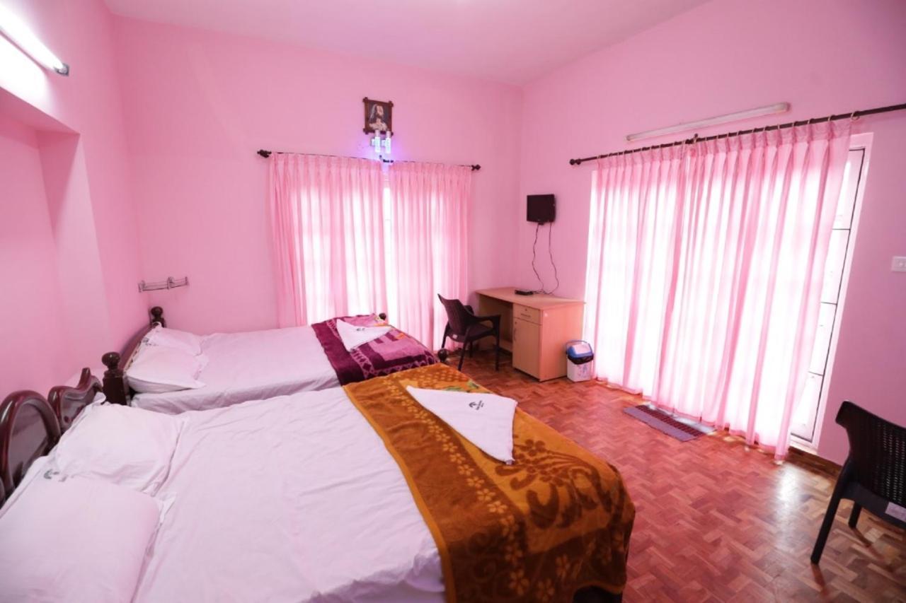 Status Hillpark Hotel Kodaikanal Ngoại thất bức ảnh
